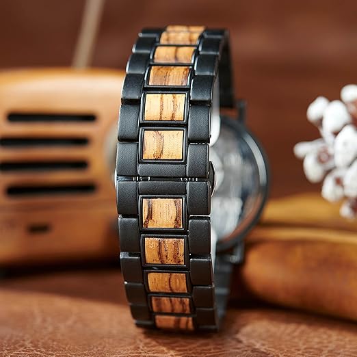 woodwear - Zeitgeist - Stilvoller Herren-Chronograph aus Holz & Edelstahl woodwear - Zeitgeist - Stilvoller Herren-Chronograph aus Holz & Edelstahl