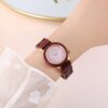 woodwear - Rosé Perlmutt - Damenarmbanduhr aus Olivenholz mit Rosé-Elementen woodwear - Rosé Perlmutt - Damenarmbanduhr aus Olivenholz mit Rosé-Elementen